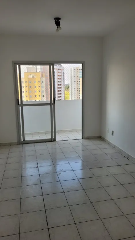 Apartamento com 3 Quartos e 3 banheiros à Venda, 78 m² por R$ 450.000