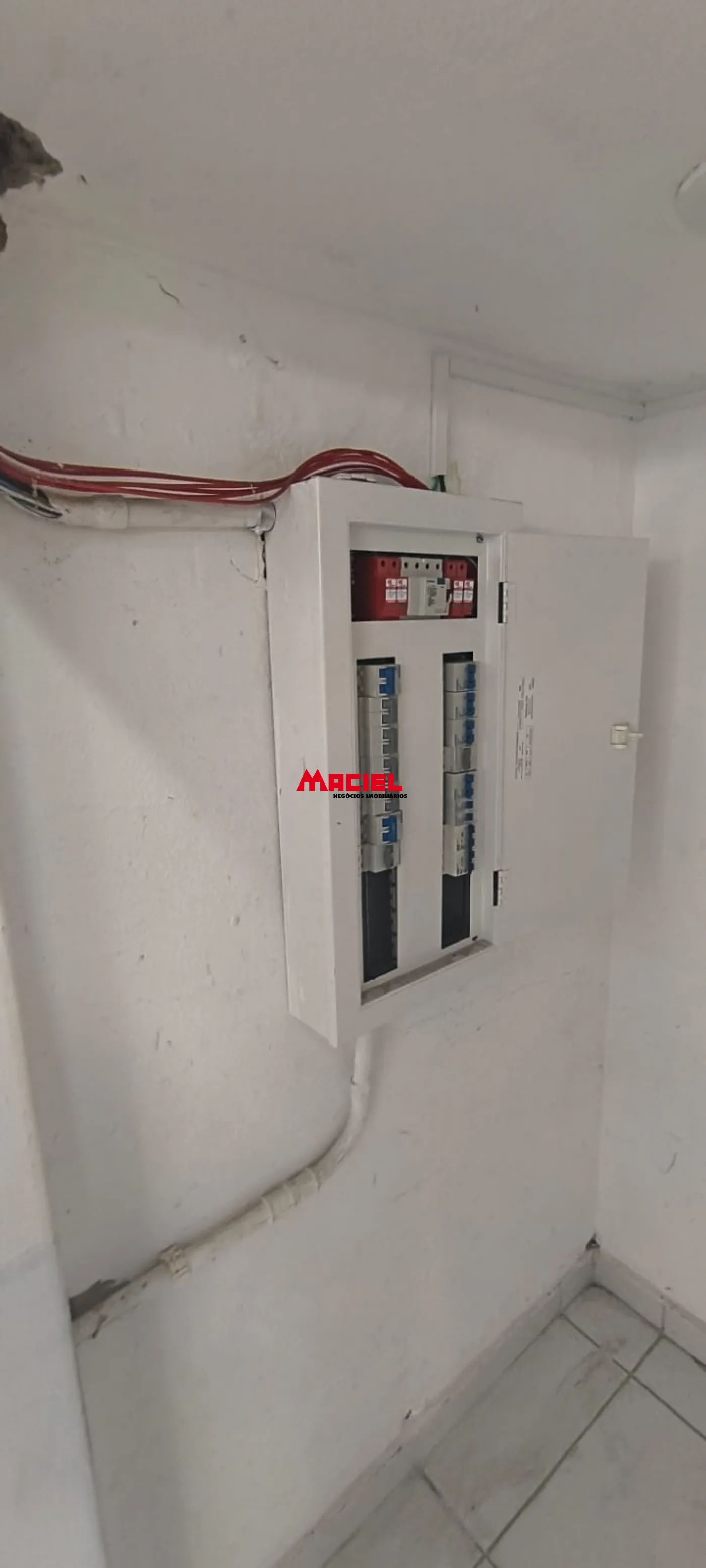 Alugar Comercial / Prédio em São José dos Campos R$ 6.000,00 - Foto 14