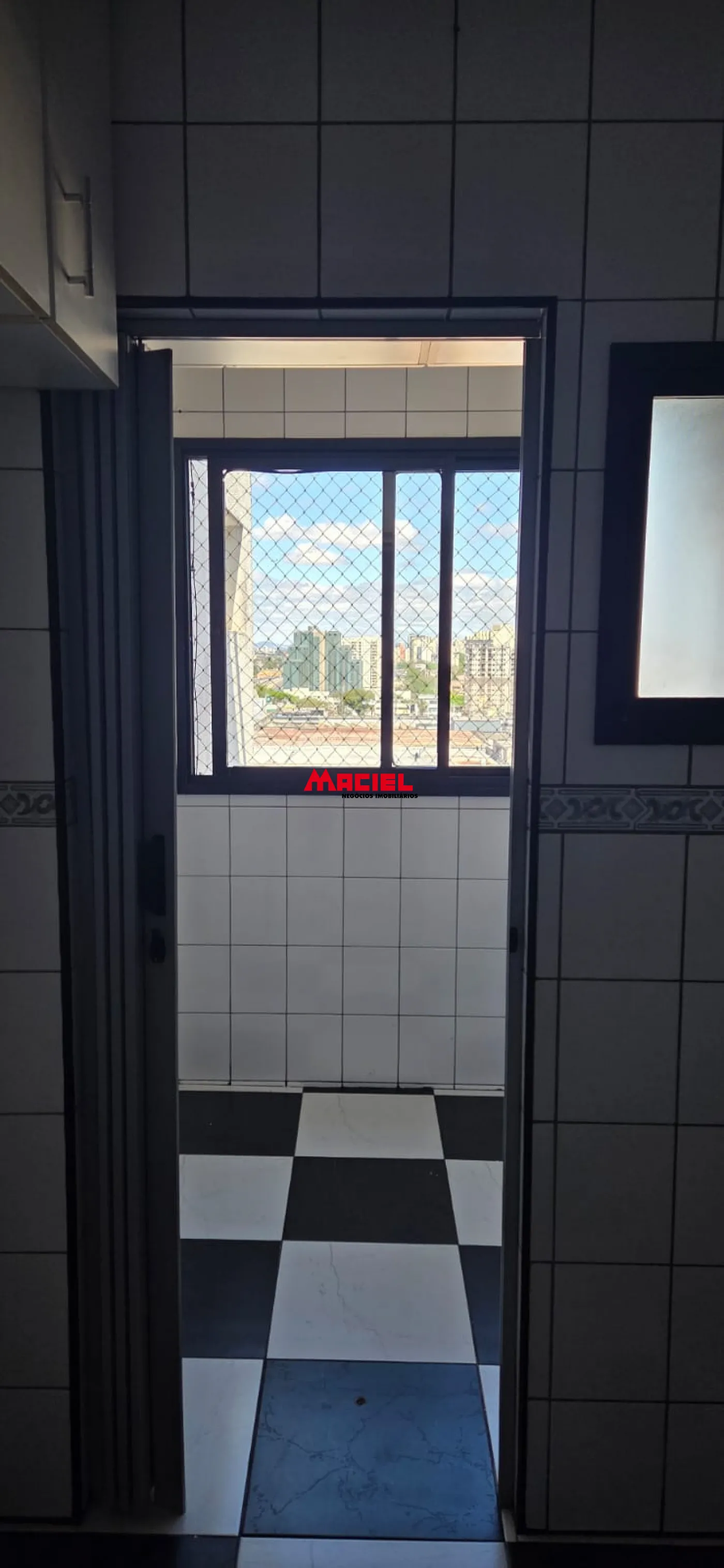 Alugar Apartamento / Cobertura em São José dos Campos R$ 3.400,00 - Foto 12