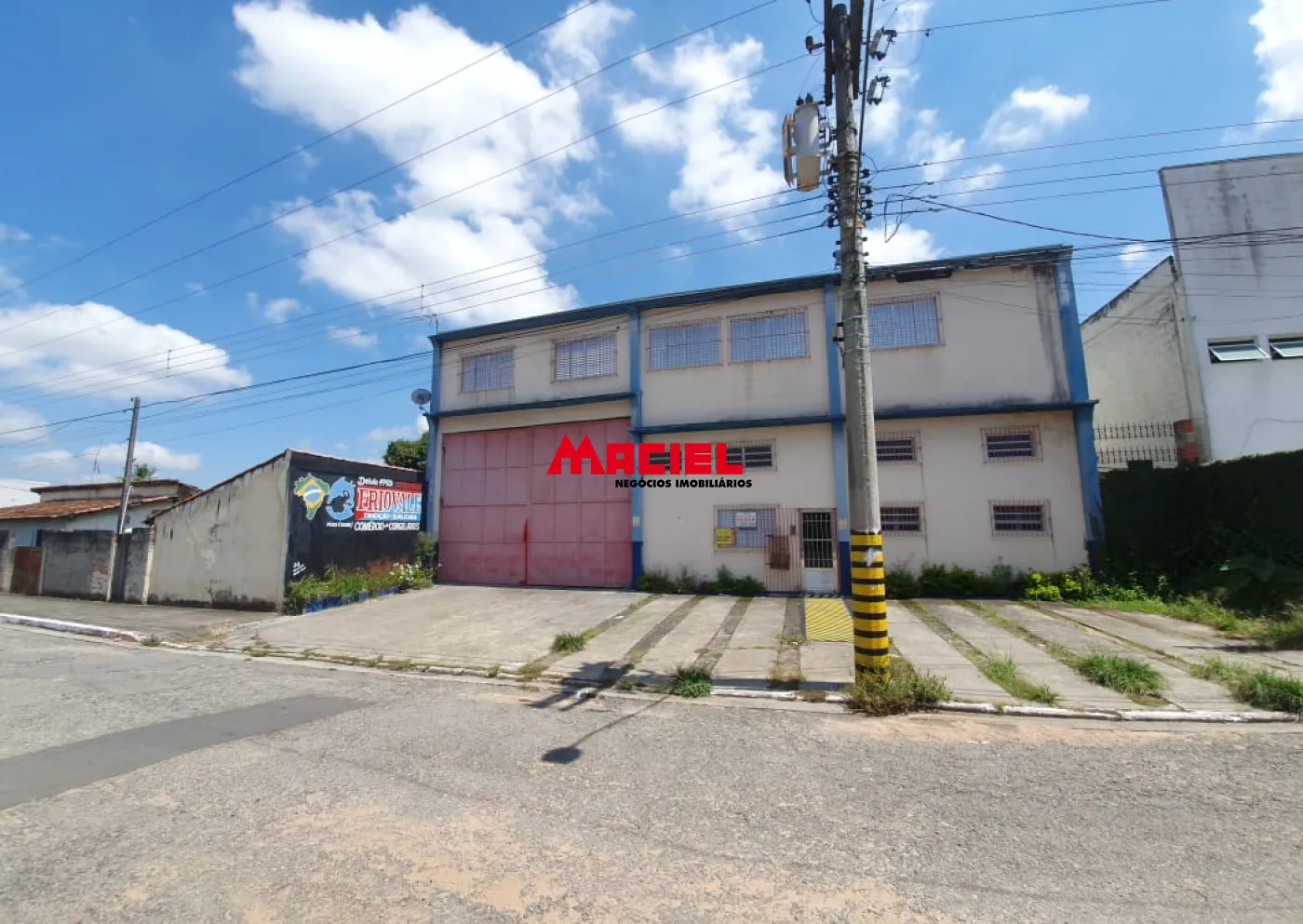 Alugar Comercial / Galpão em Caçapava R$ 4.500,00 - Foto 2
