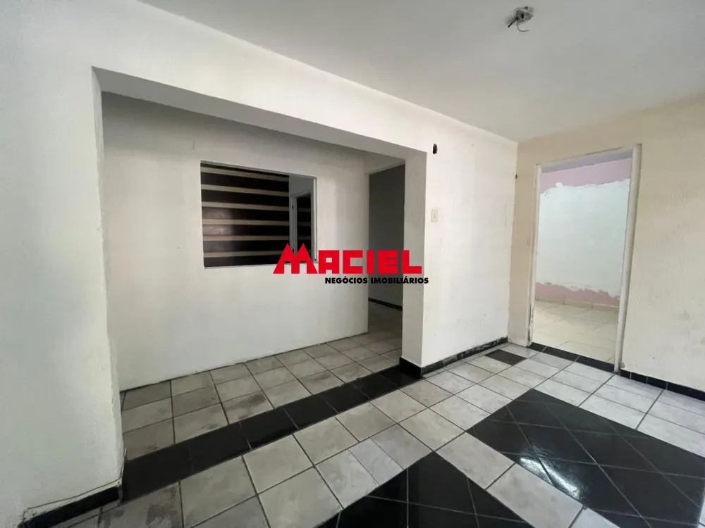 Alugar Casa / Padr&atilde;o em S&atilde;o Jos&eacute; dos Campos R$ 4.500,00 - Foto 2