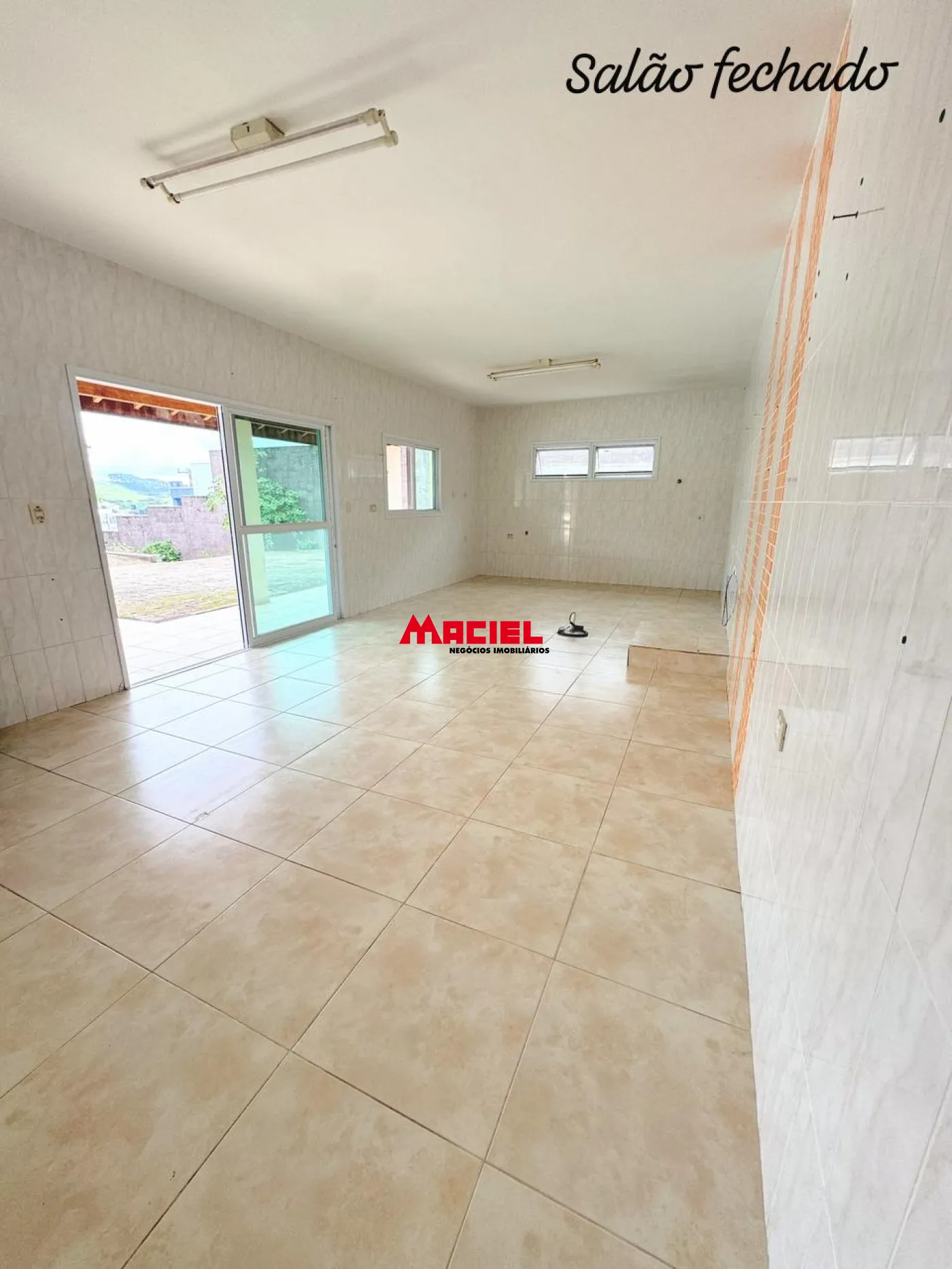 Comprar Casa / Condomínio em Jacareí R$ 1.070.000,00 - Foto 2