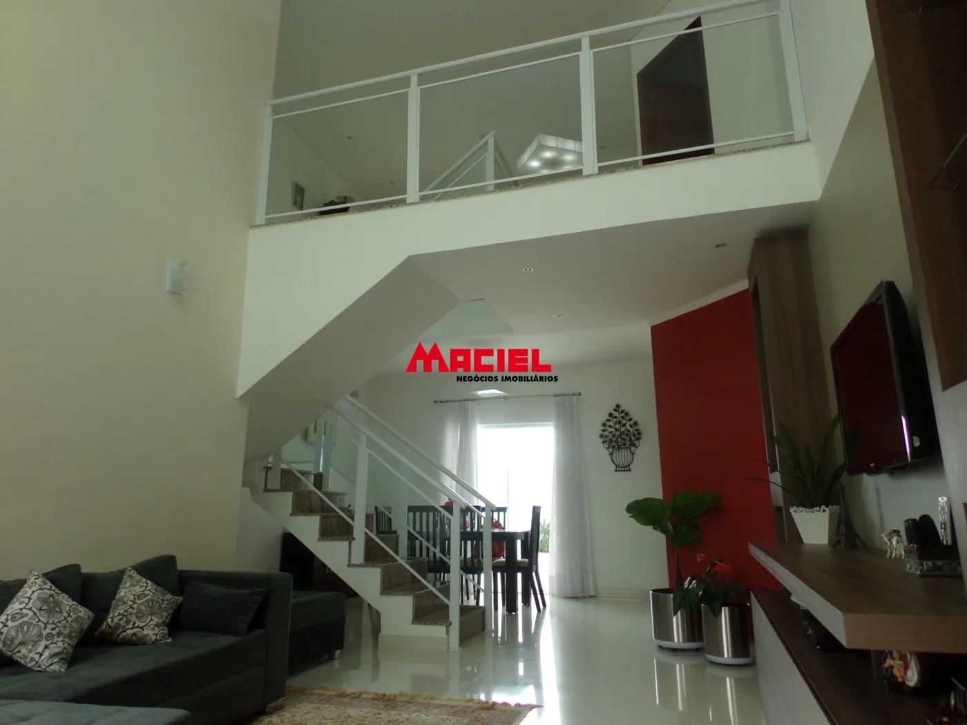 Comprar Casa / Padrão em Piranguinho R$ 700.000,00 - Foto 2