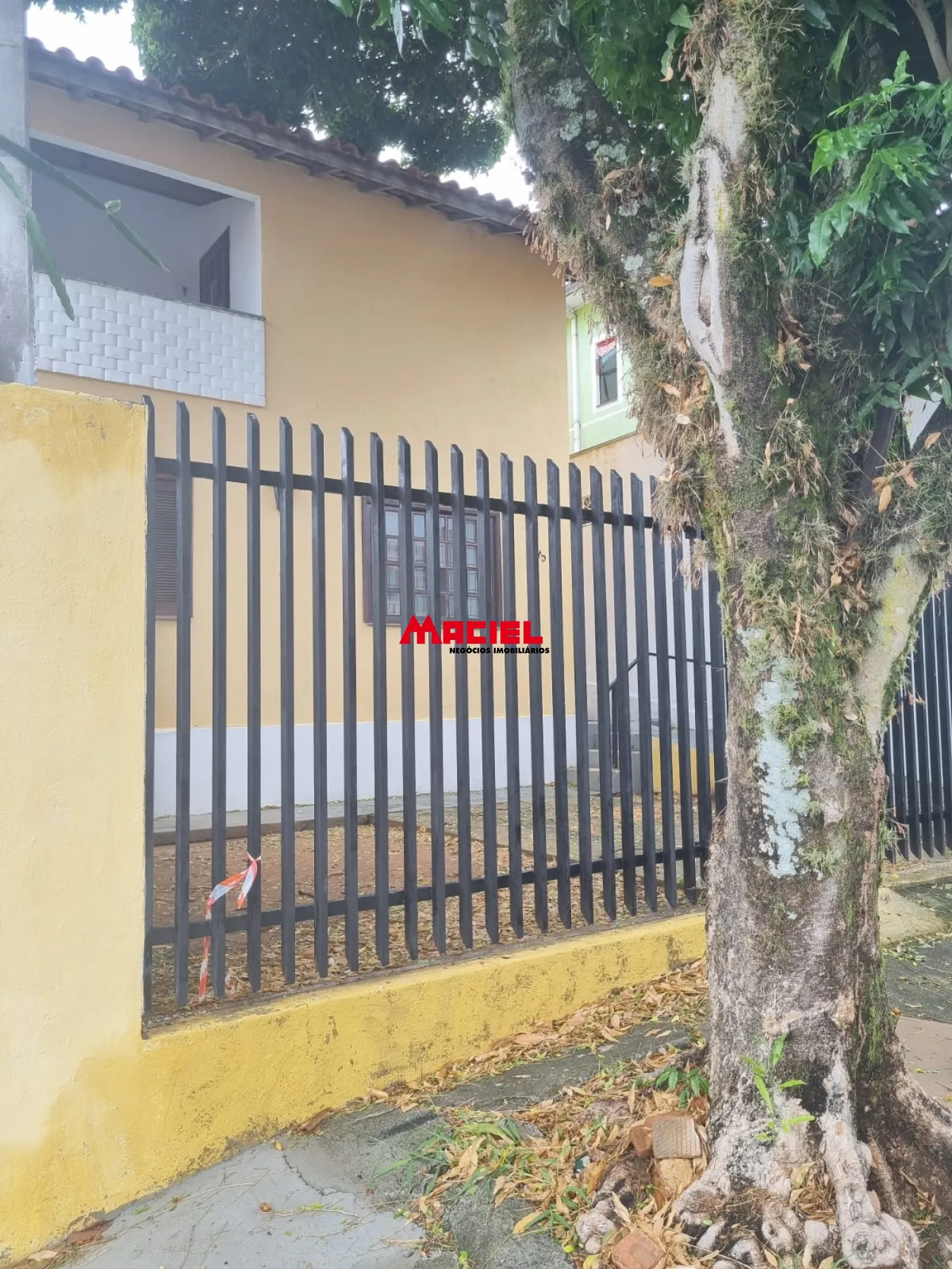 Alugar Casa / Padrão em São José dos Campos R$ 2.600,00 - Foto 2