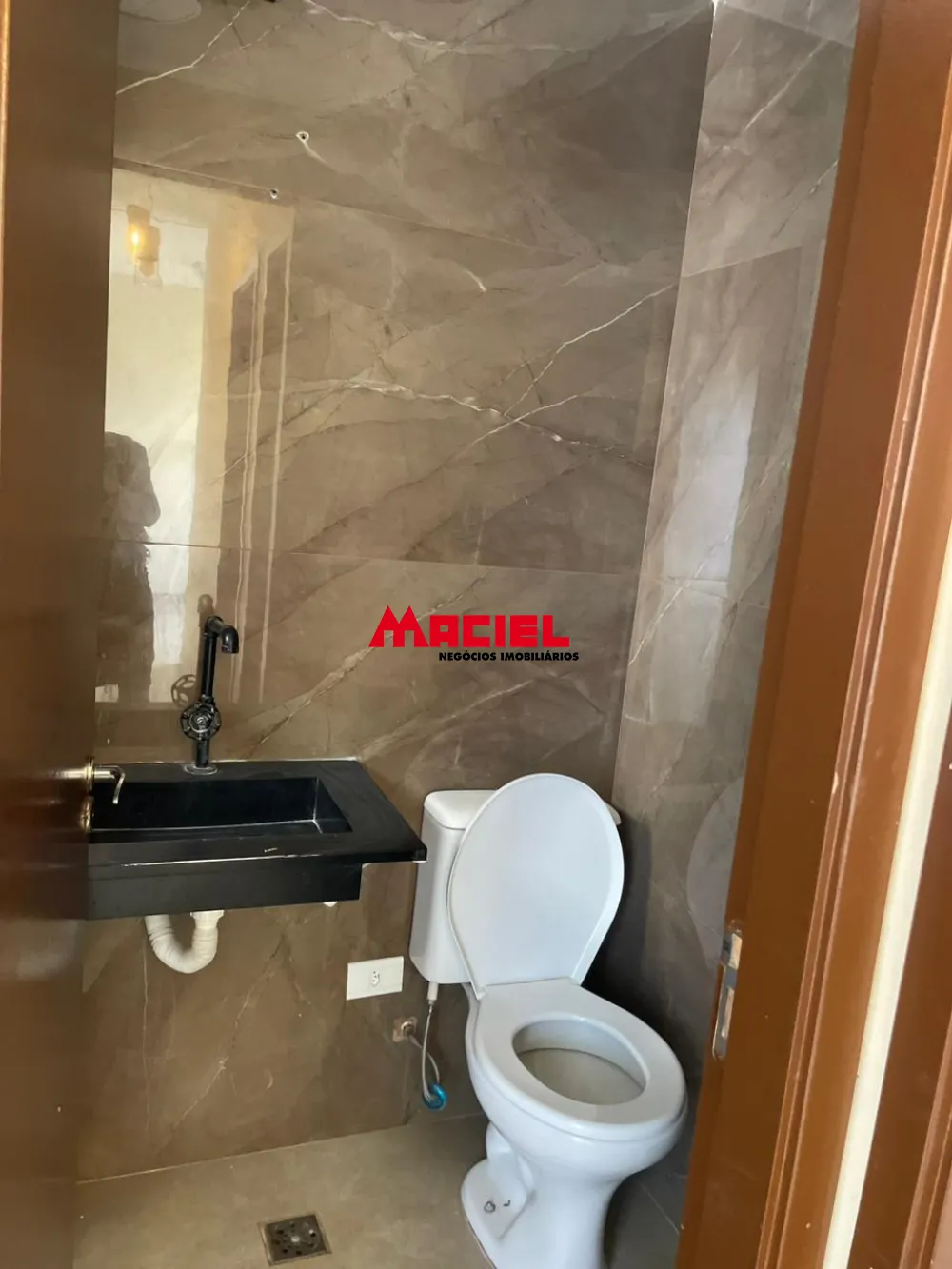 Alugar Apartamento / Padrão em São José dos Campos R$ 2.999,00 - Foto 4