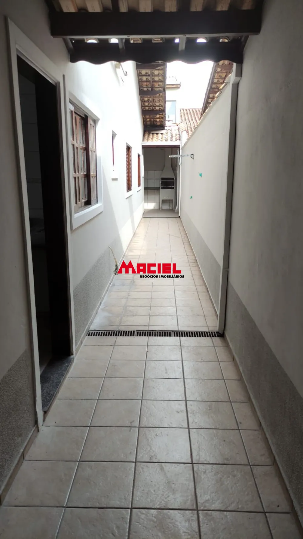 Alugar Casa / Padrão em São José dos Campos R$ 1.120,02 - Foto 3