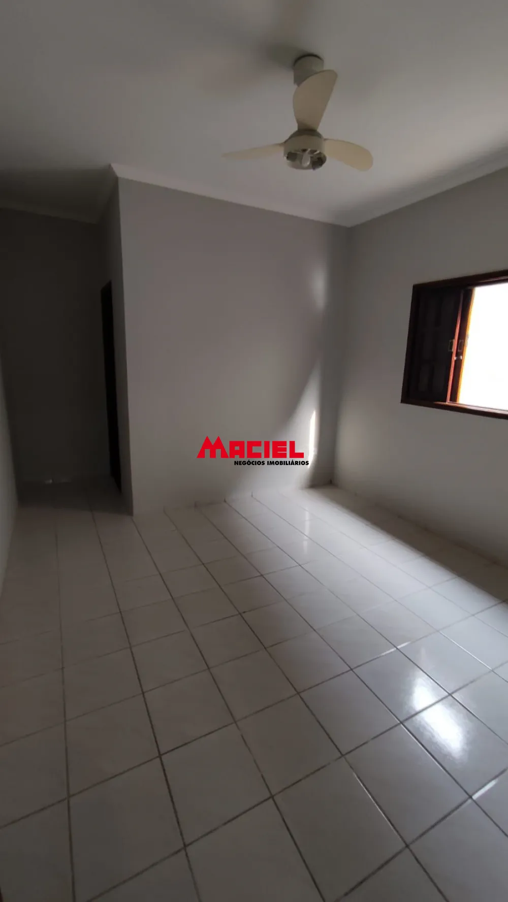 Alugar Casa / Padrão em São José dos Campos R$ 1.120,02 - Foto 12