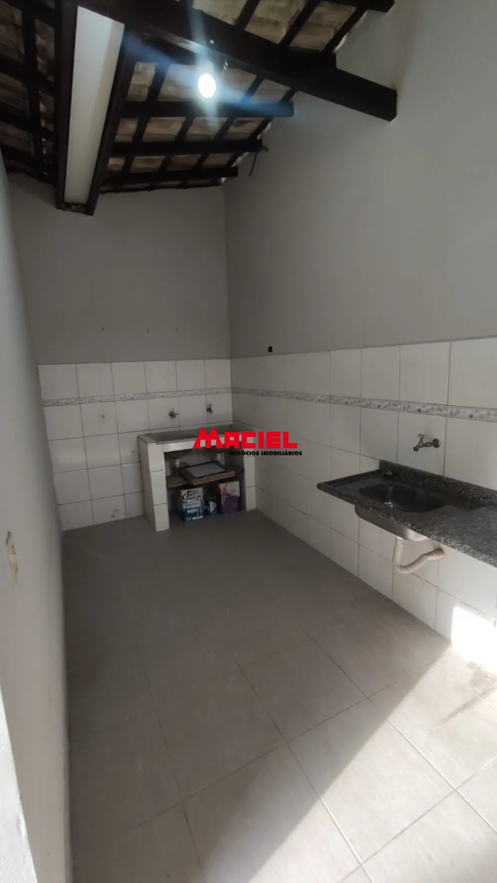 Alugar Casa / Padrão em São José dos Campos R$ 1.120,02 - Foto 13