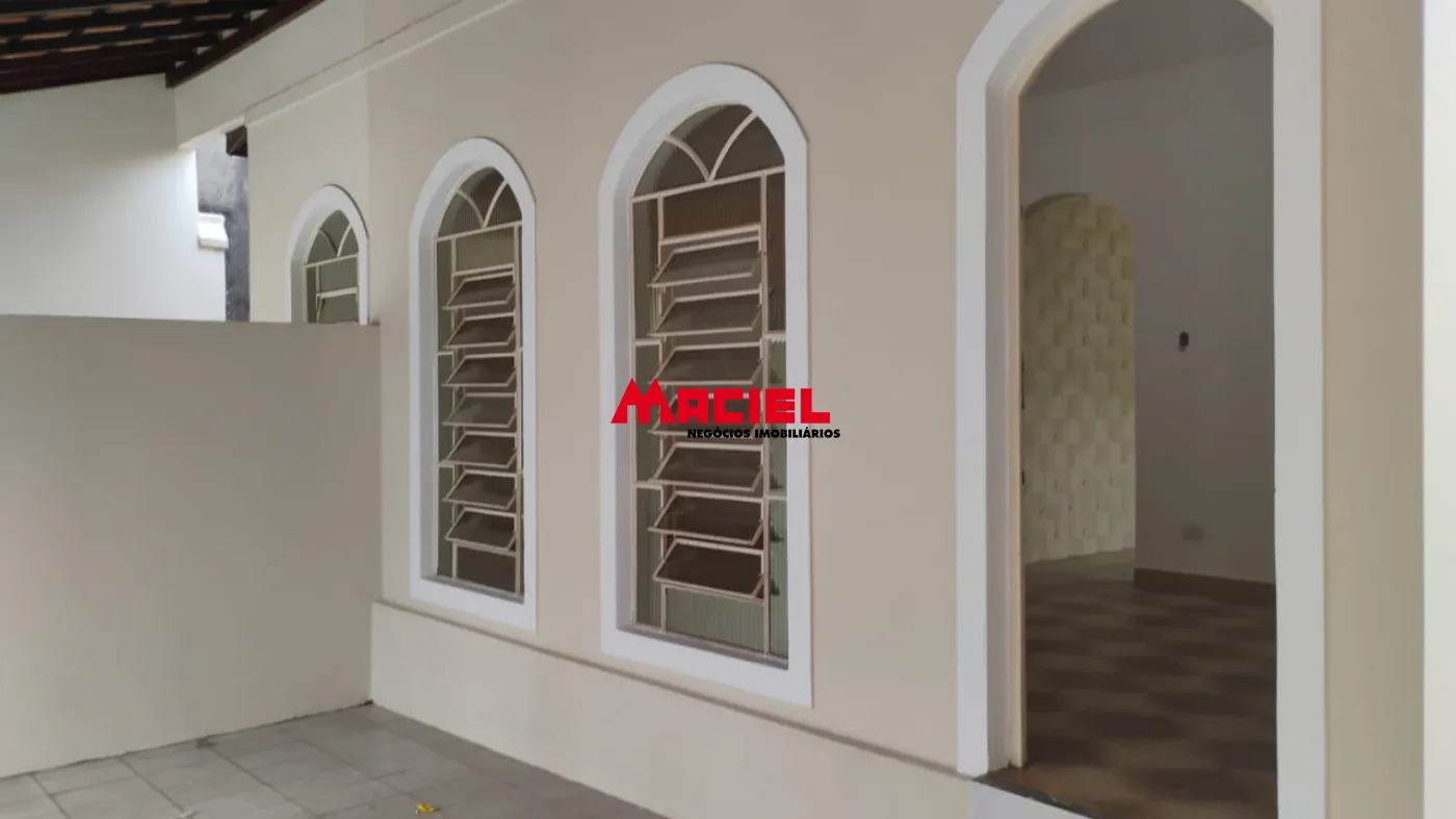 Comprar Casa / Padrão em São José dos Campos - Foto 3