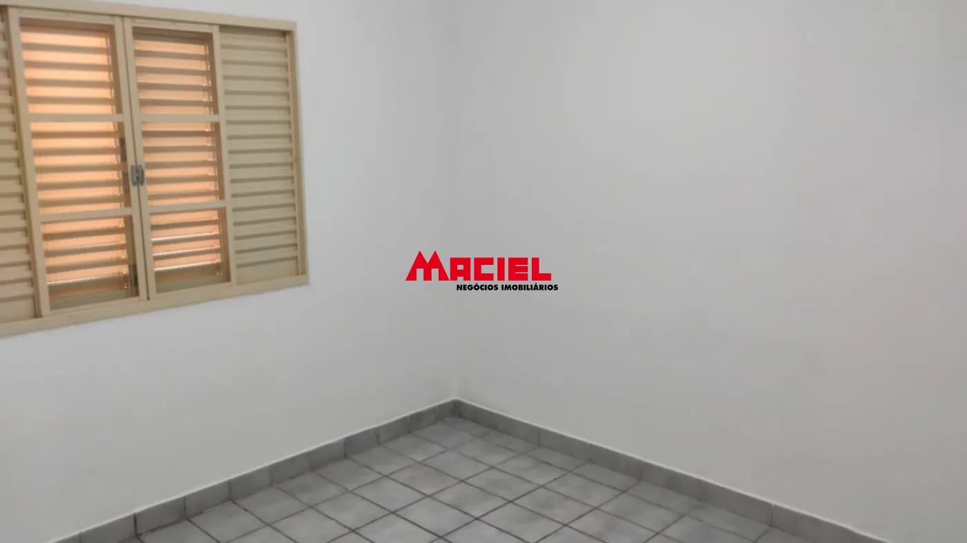 Comprar Casa / Padrão em São José dos Campos - Foto 8