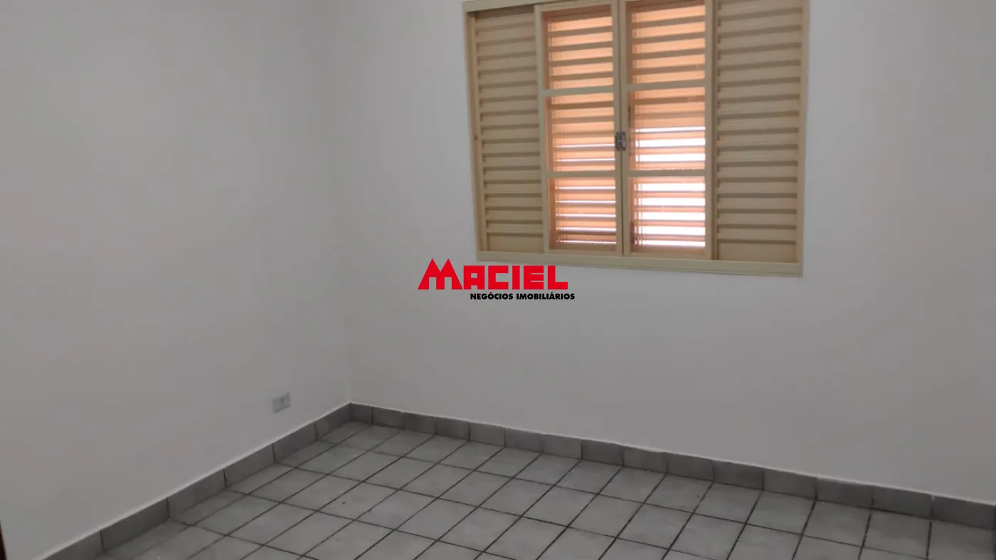 Comprar Casa / Padrão em São José dos Campos - Foto 9