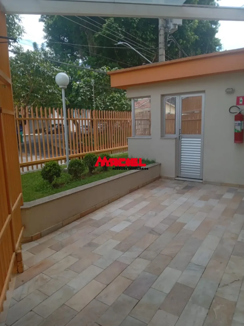 Alugar Apartamento / Padr&atilde;o em S&atilde;o Jos&eacute; dos Campos R$ 1.578,41 - Foto 4