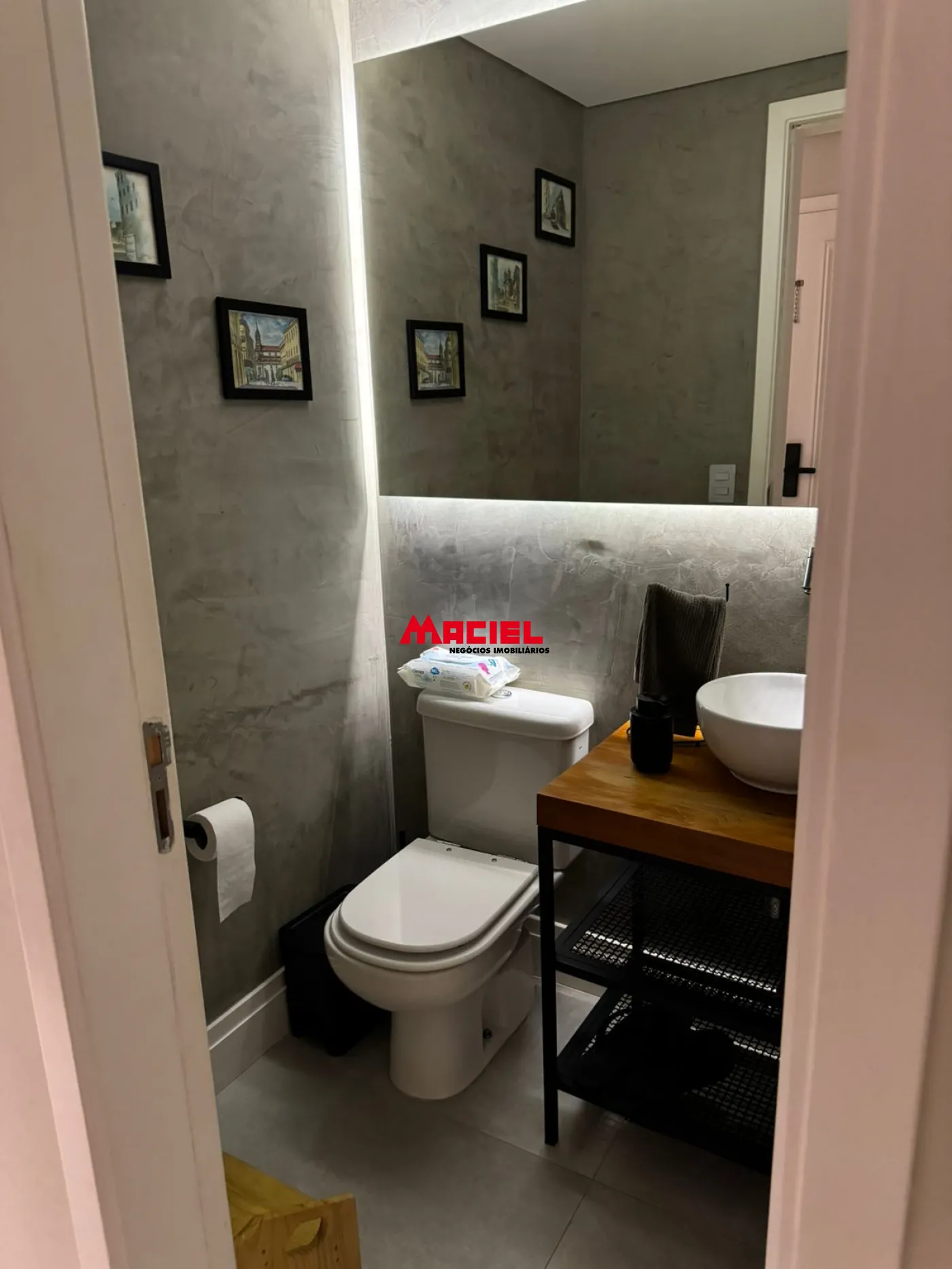 Comprar Apartamento / Padrão em São José dos Campos R$ 1.810.000,00 - Foto 3