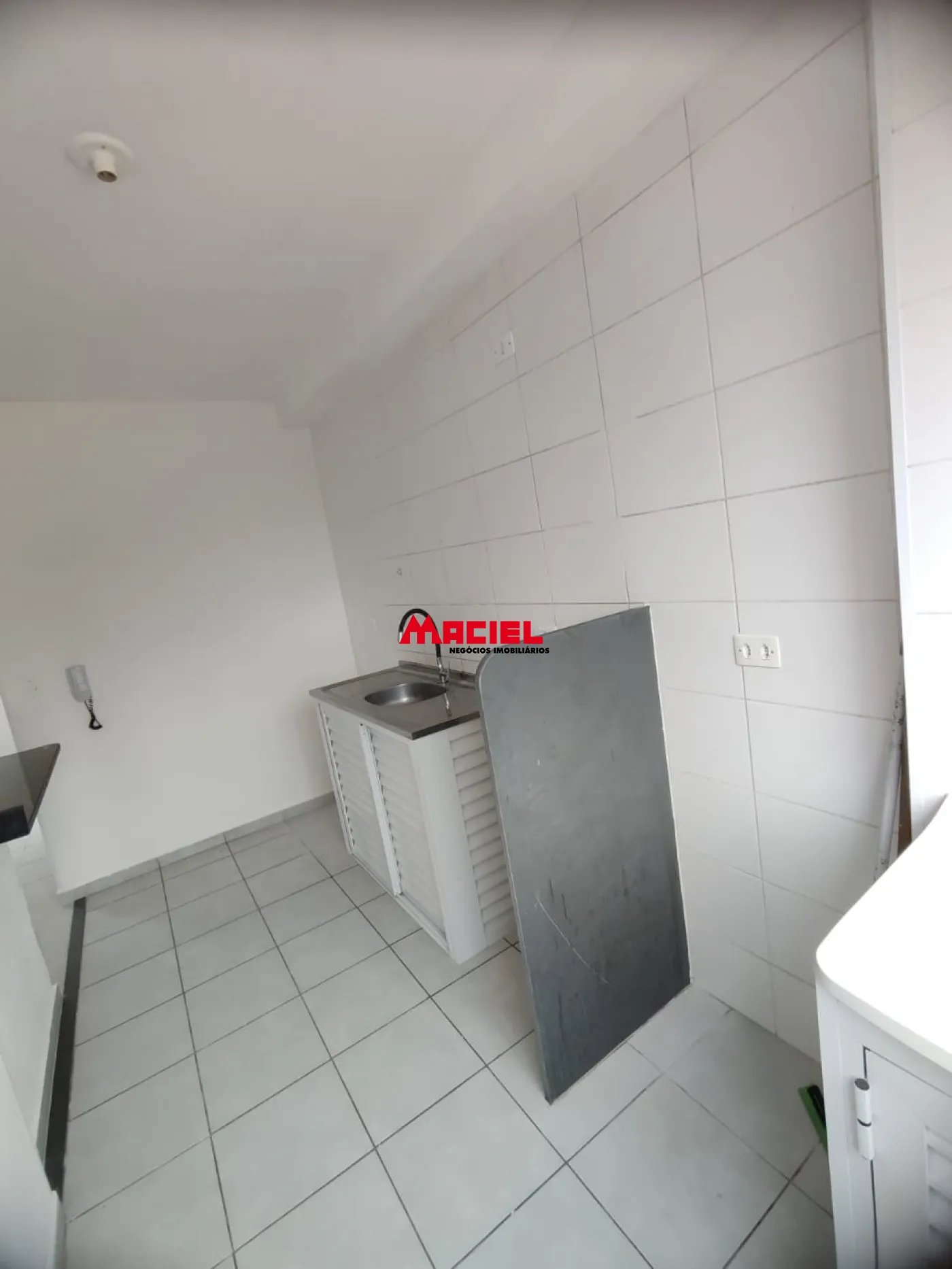 Alugar Apartamento / Padrão em São José dos Campos R$ 1.000,00 - Foto 4