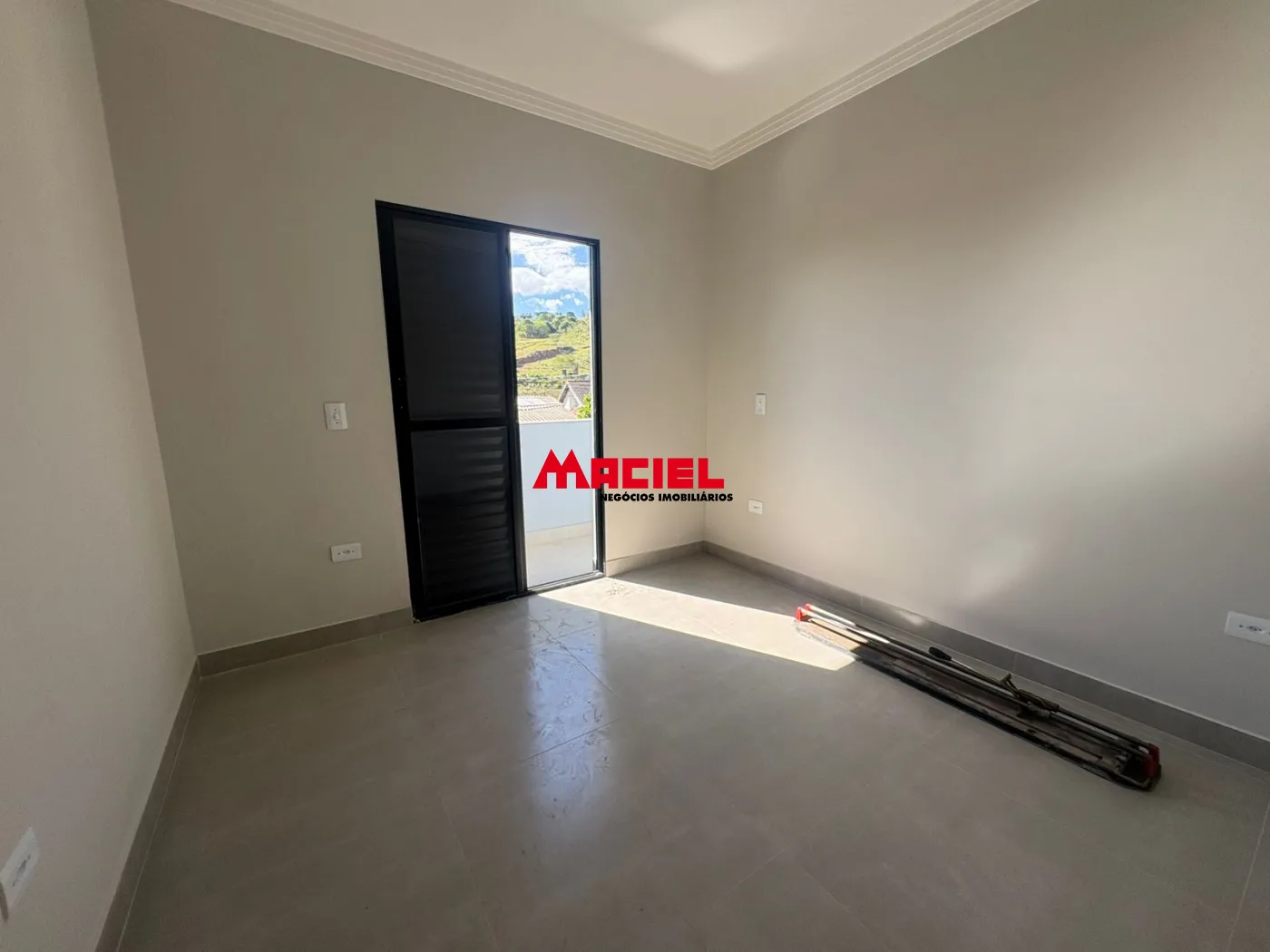 Comprar Casa / Padrão em São José dos Campos R$ 440.000,00 - Foto 4