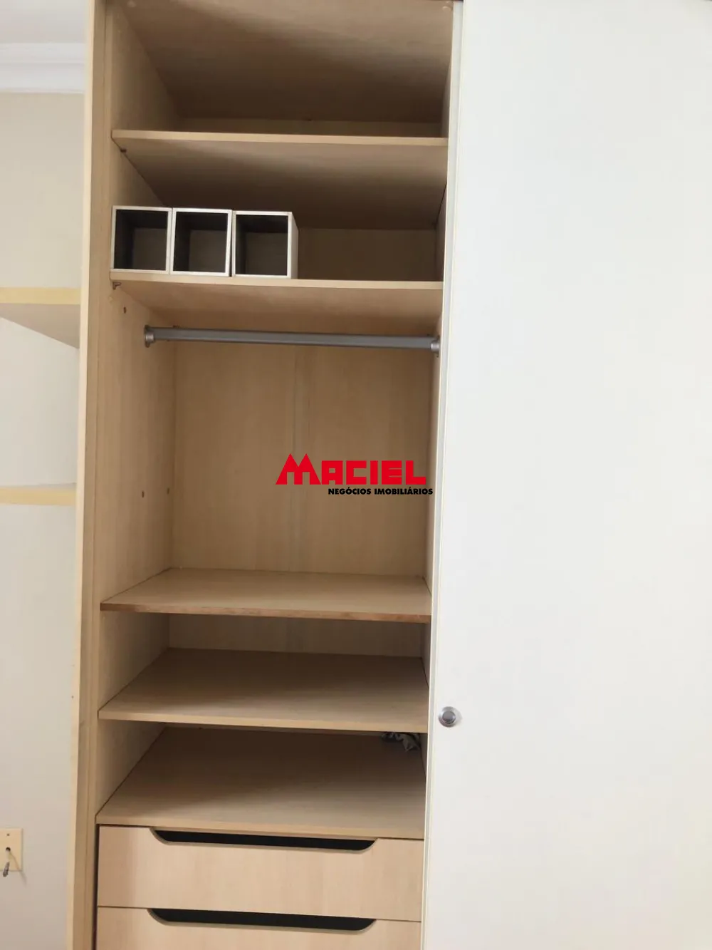 Alugar Apartamento / Padrão em São José dos Campos R$ 2.350,00 - Foto 8