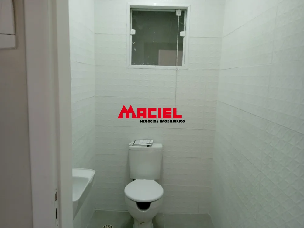 Alugar Comercial / Ponto Comercial em S&atilde;o Jos&eacute; dos Campos R$ 5.500,00 - Foto 4