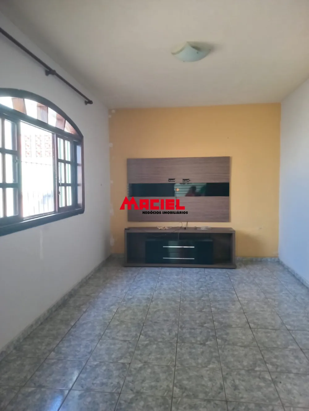 Alugar Casa / Padrão em São José dos Campos R$ 2.000,00 - Foto 3