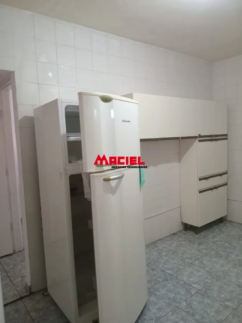 Alugar Casa / Padrão em São José dos Campos R$ 2.000,00 - Foto 7