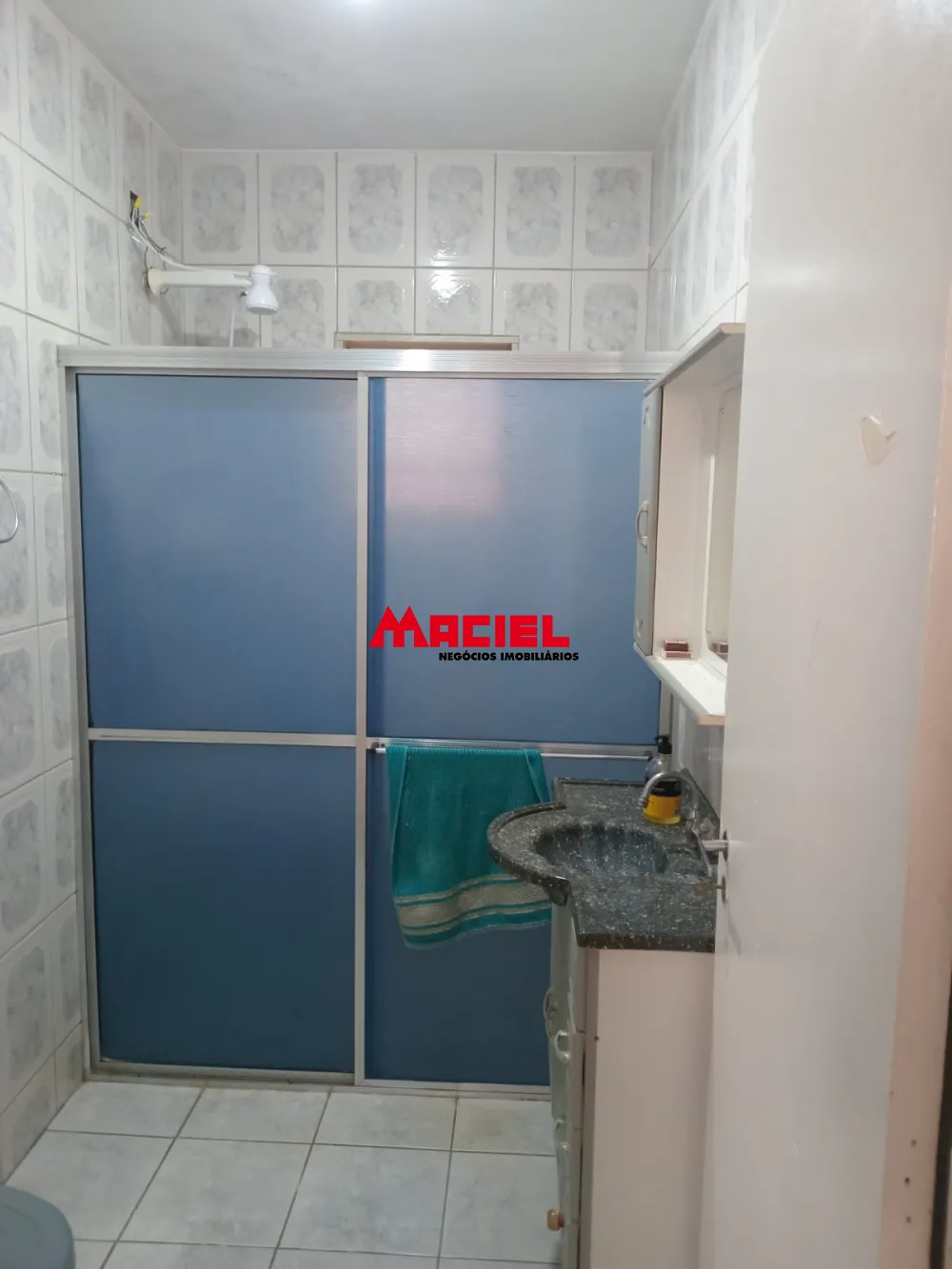 Alugar Casa / Padrão em São José dos Campos R$ 2.000,00 - Foto 9