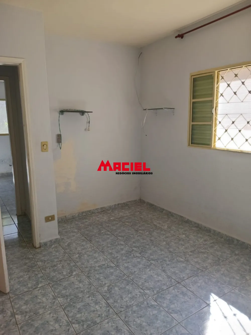 Alugar Casa / Padrão em São José dos Campos R$ 2.000,00 - Foto 14