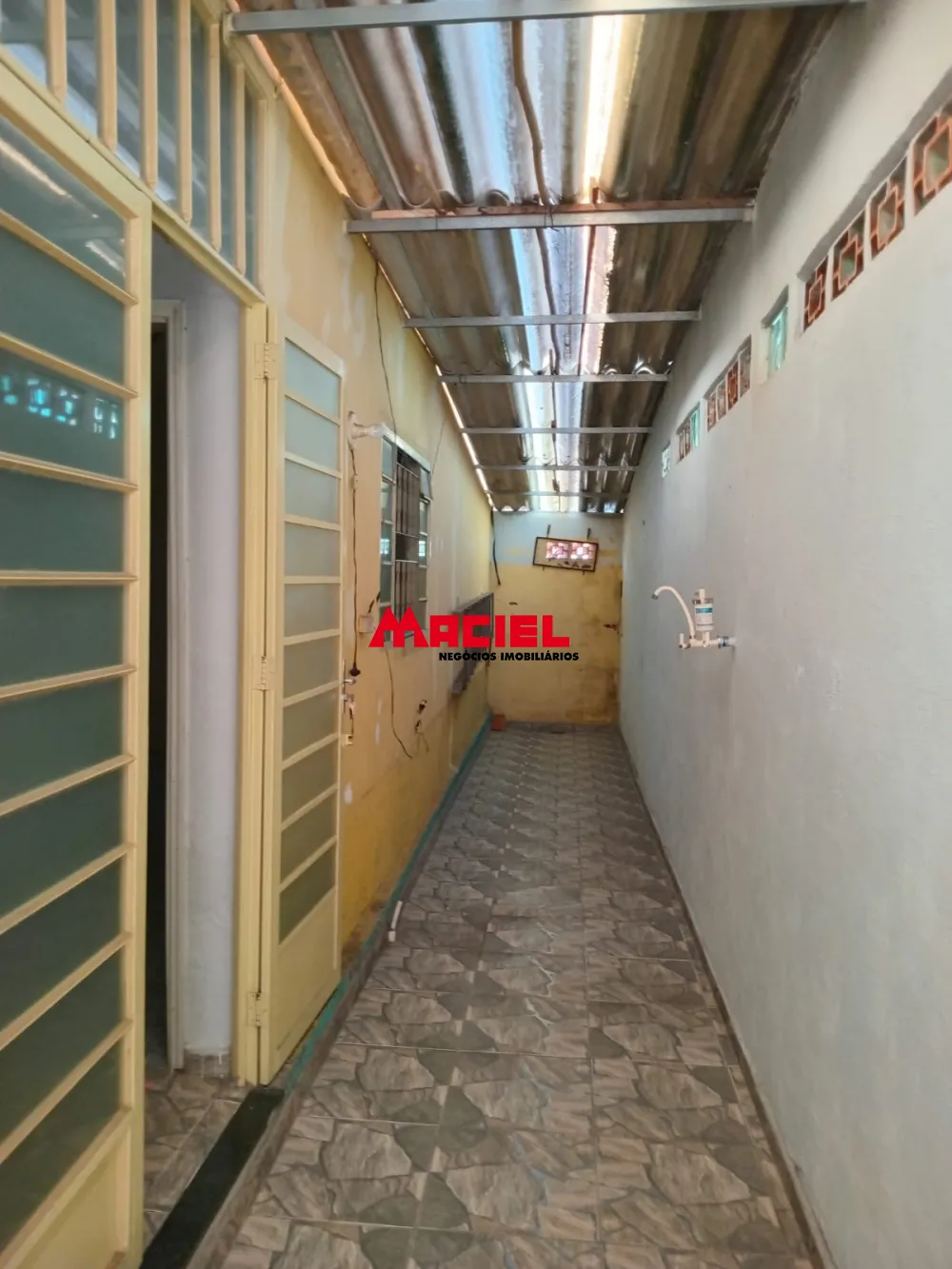 Alugar Casa / Padrão em São José dos Campos R$ 2.000,00 - Foto 16