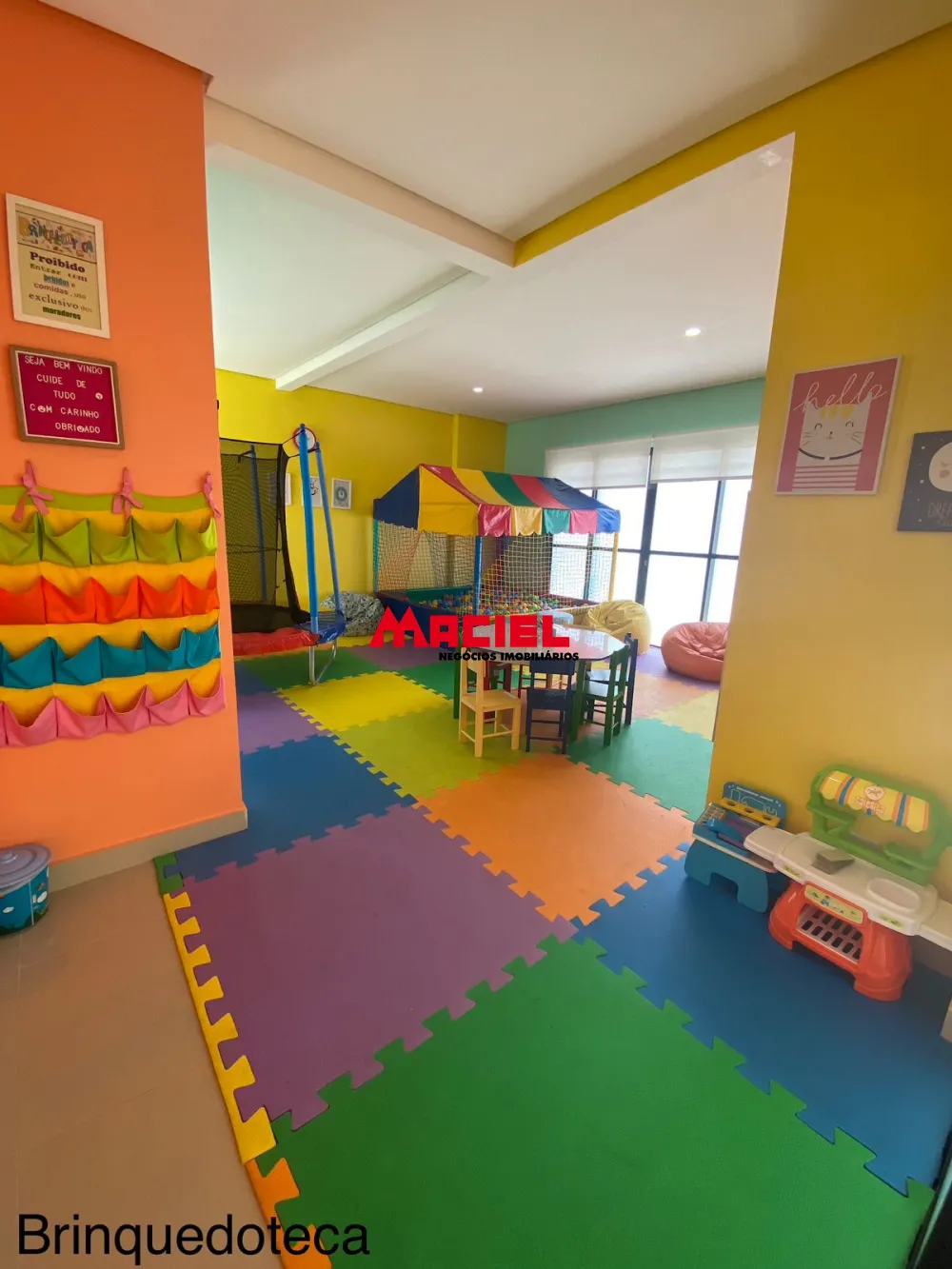 Alugar Apartamento / Mobiliado em São José dos Campos R$ 4.500,00 - Foto 11