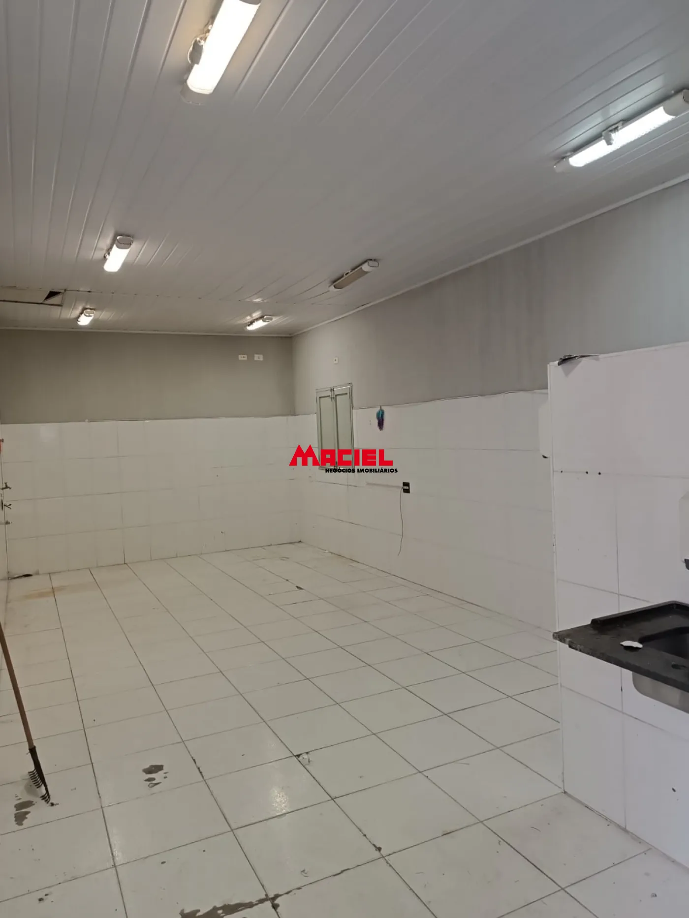 Alugar Comercial / Ponto Comercial em São José dos Campos R$ 3.000,00 - Foto 15