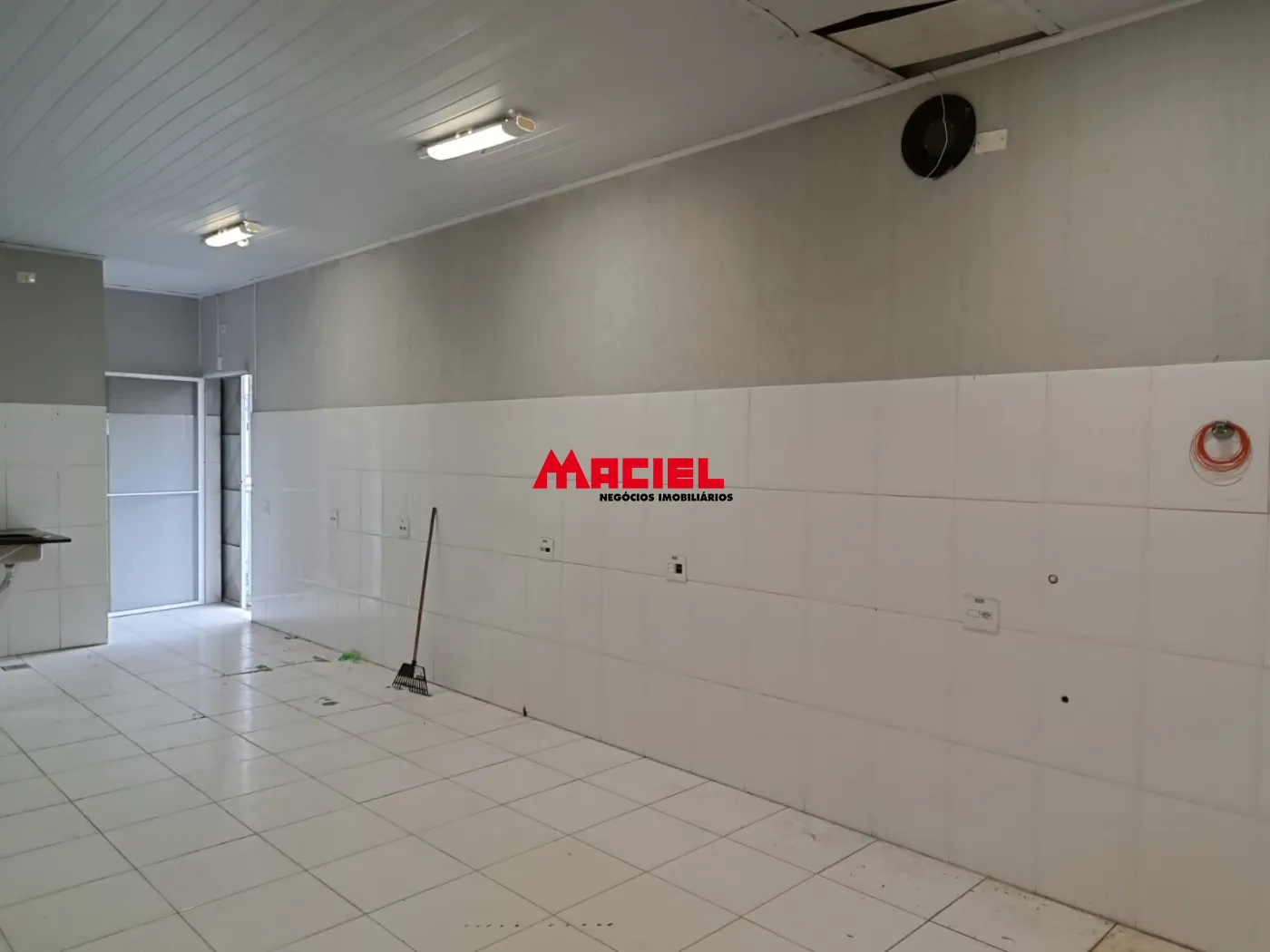 Alugar Comercial / Ponto Comercial em São José dos Campos R$ 3.000,00 - Foto 18