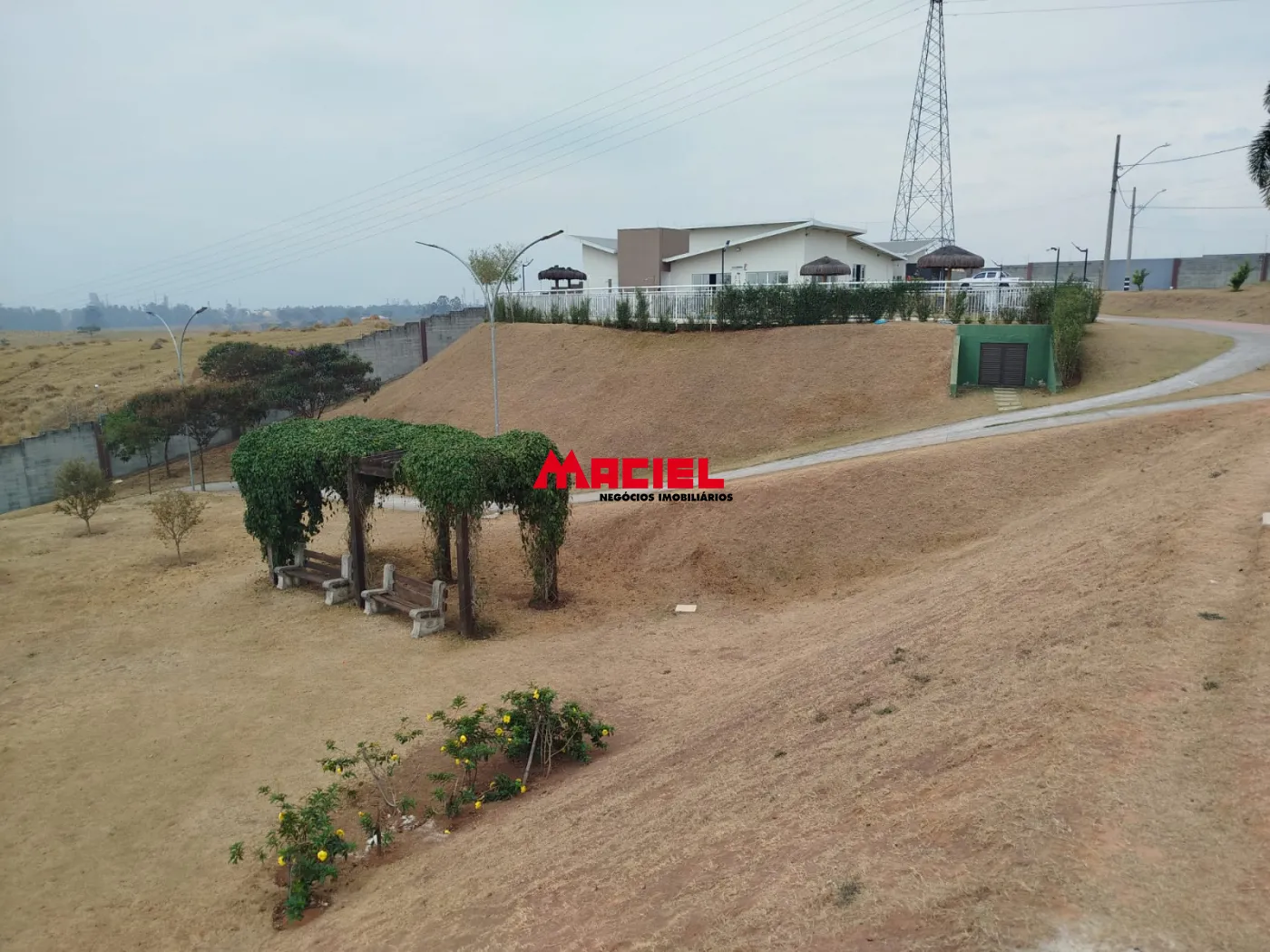 Comprar Terreno / Condomínio em São José dos Campos R$ 420.000,00 - Foto 10