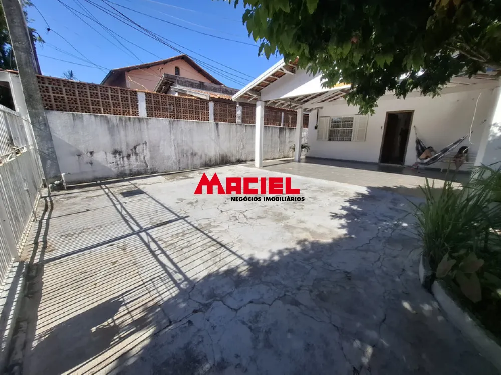 Comprar Casa / Padrão em São José dos Campos R$ 700.000,00 - Foto 1