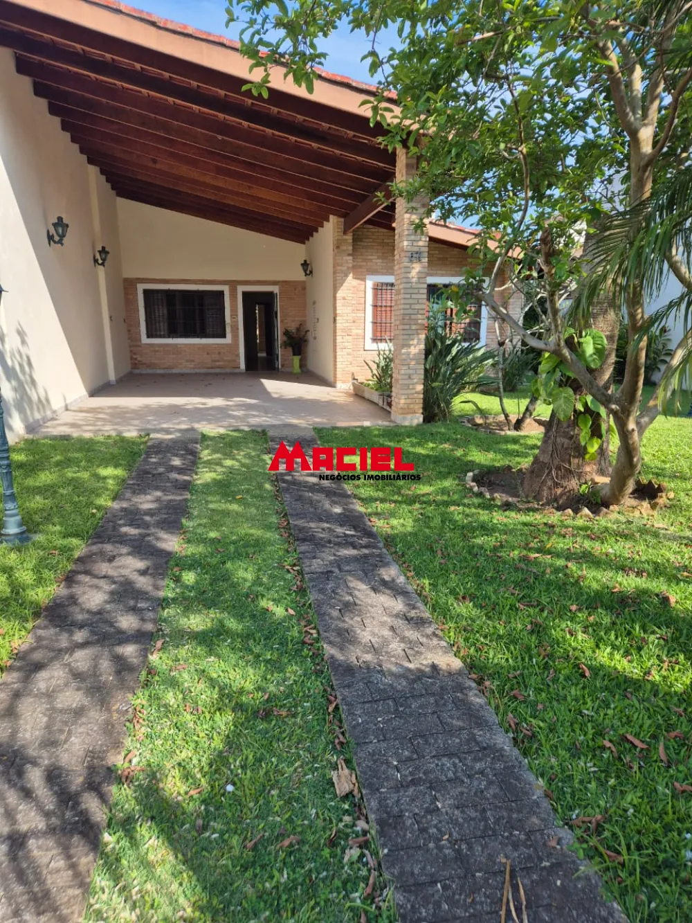 Comprar Casa / Padrão em Caraguatatuba R$ 1.600.000,00 - Foto 8