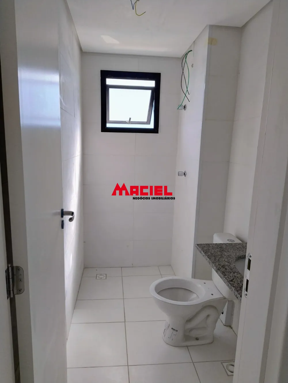 Comprar Apartamento / Padrão em São José dos Campos R$ 450.000,00 - Foto 3