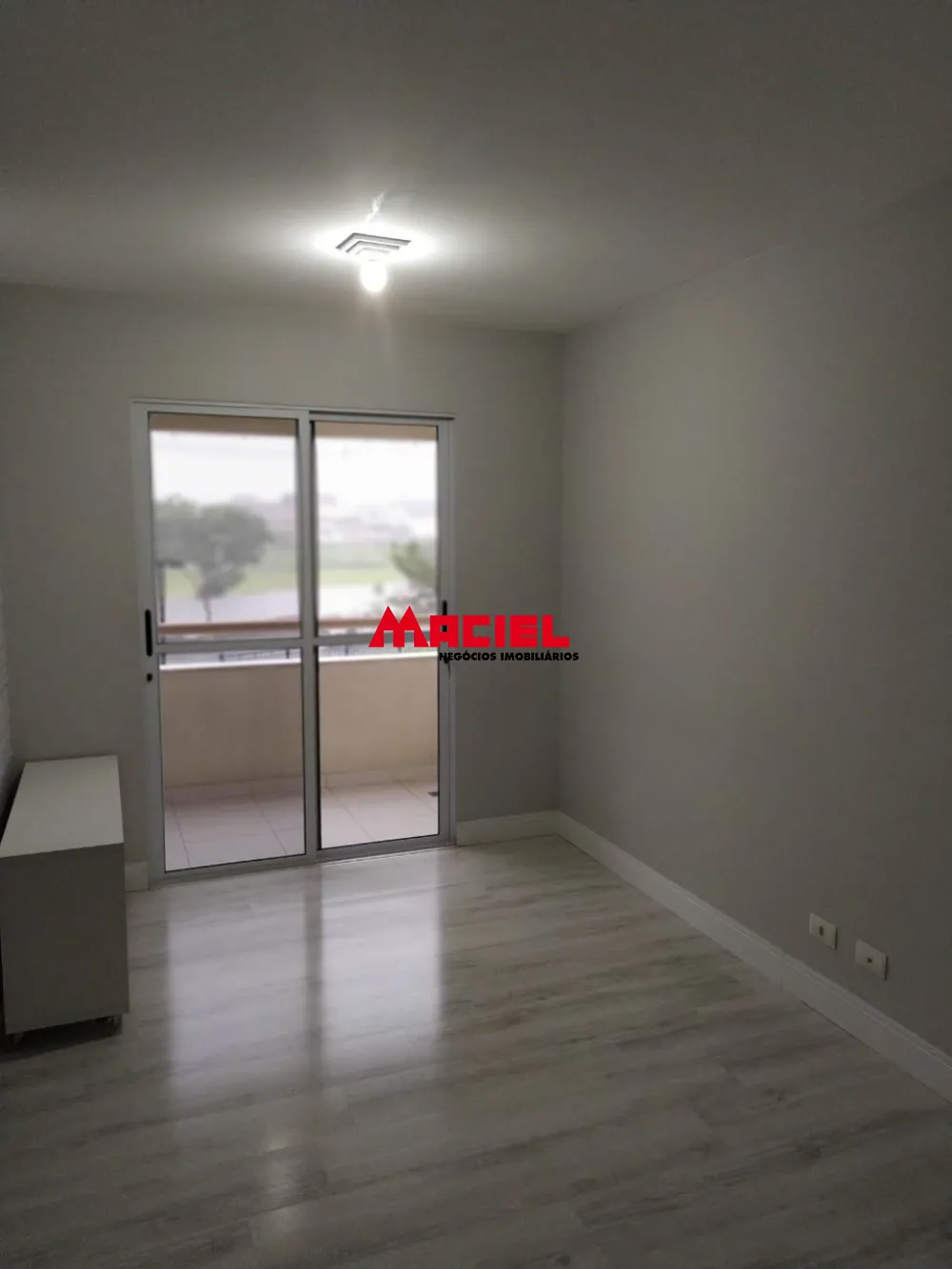 Comprar Apartamento / Padrão em Jacareí R$ 500,00 - Foto 1
