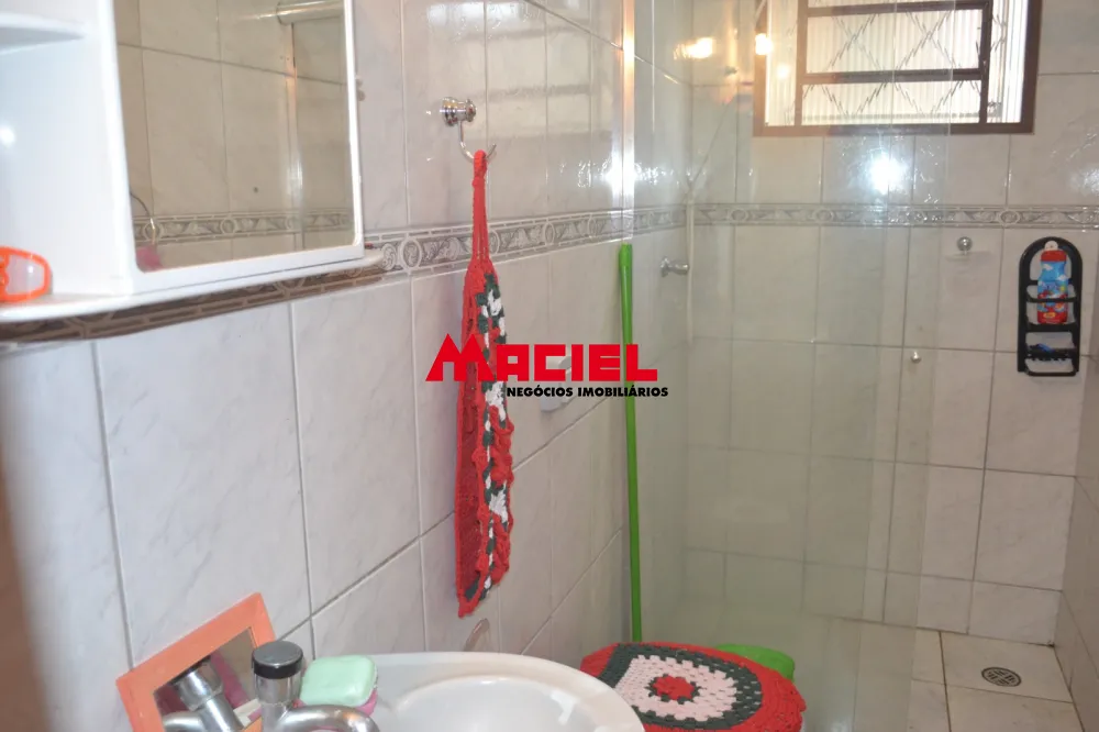 Comprar Casa / Padrão em São José dos Campos R$ 950.000,00 - Foto 4