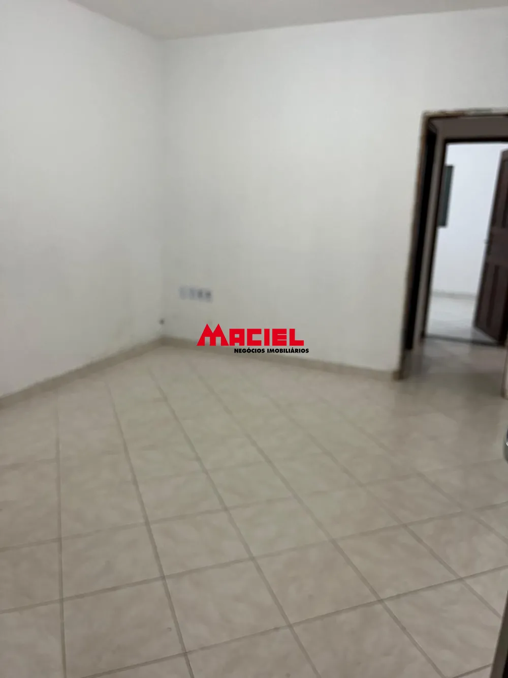 Alugar Casa / Padrão em São José dos Campos R$ 2.300,00 - Foto 14