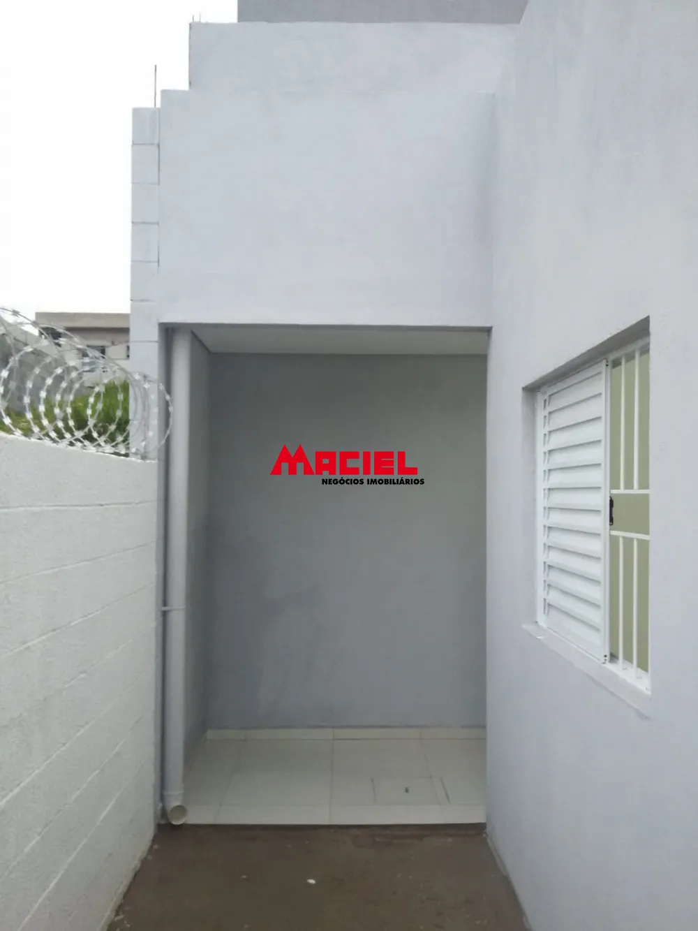 Alugar Casa / Padrão em São José dos Campos R$ 1.700,00 - Foto 5