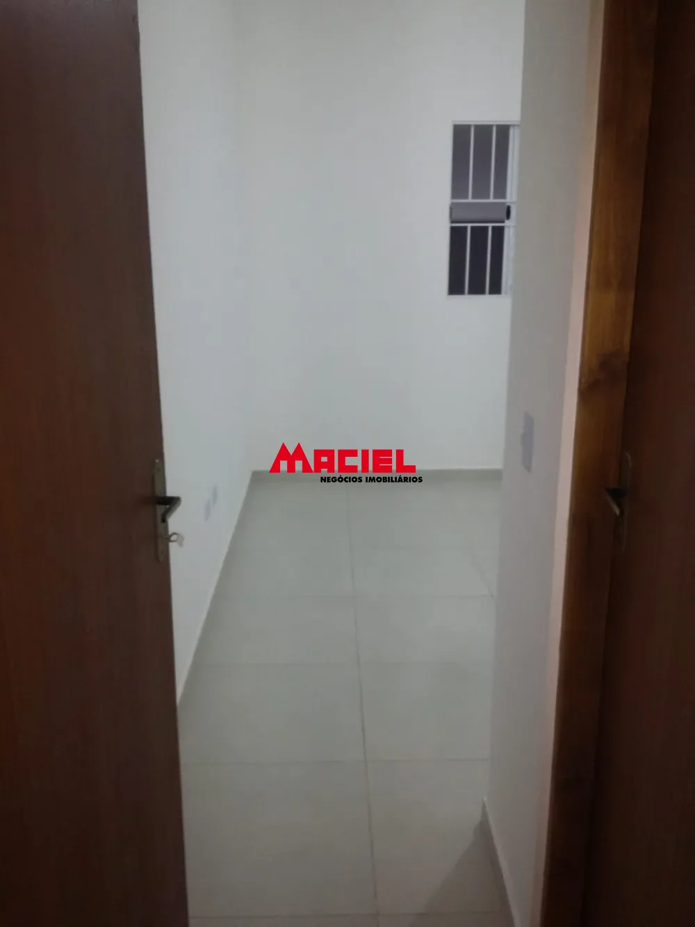 Alugar Casa / Padrão em São José dos Campos R$ 1.700,00 - Foto 14