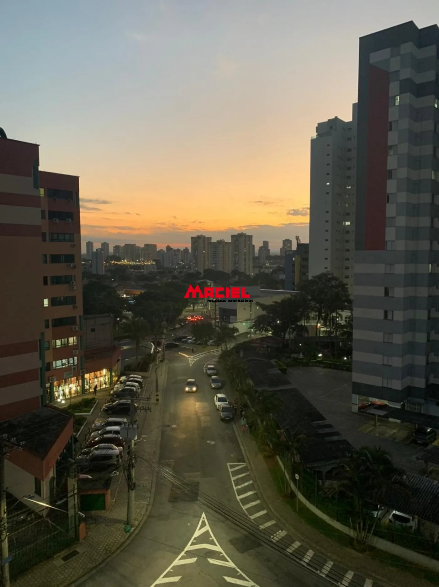 Comprar Apartamento / Padrão em São José dos Campos R$ 650.000,00 - Foto 1