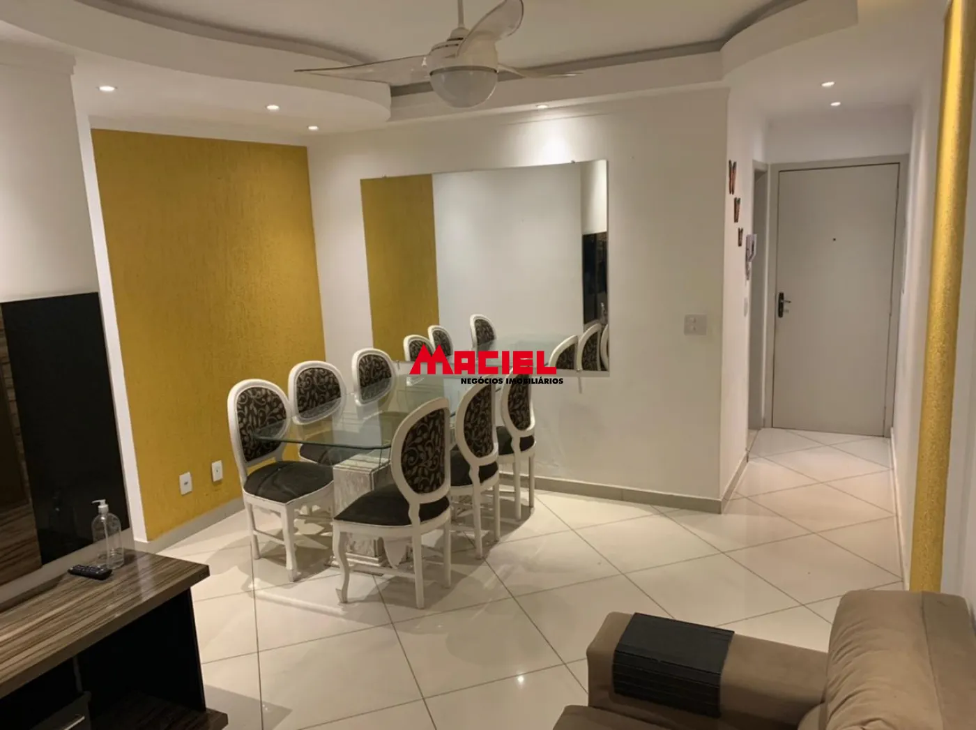 Comprar Apartamento / Padrão em São José dos Campos R$ 650.000,00 - Foto 2