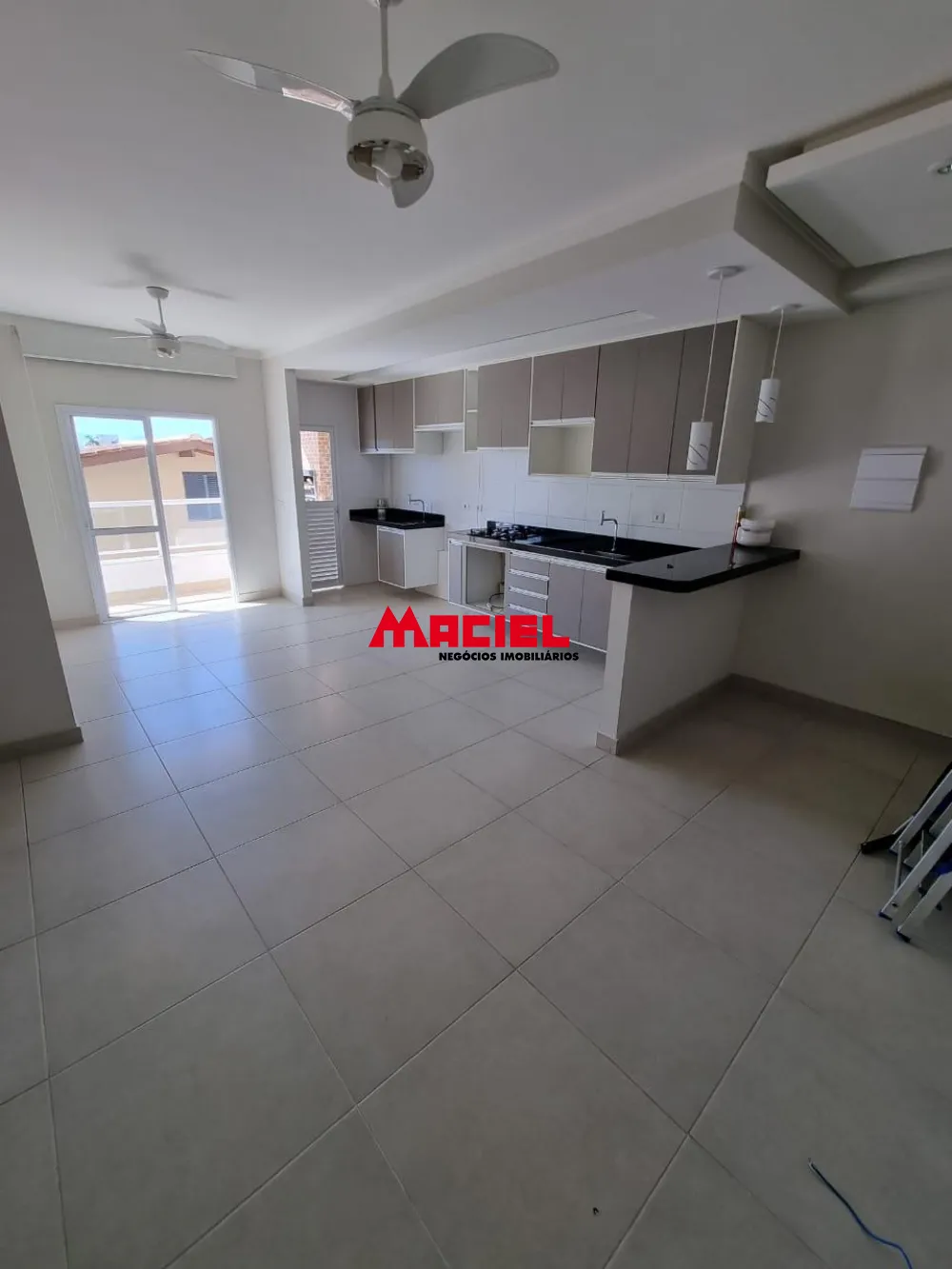 Comprar Apartamento / Padr&atilde;o em Ubatuba R$ 850.000,00 - Foto 4