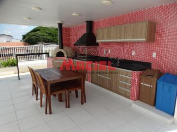 Alugar Apartamento / Padrão em São José dos Campos. apenas R$ 450.000,00