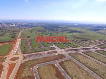imagem 5 - `Terreno Pronto para Construir no Condomínio Aruanã: Localização Privilegiada e Condições Imperdíveis!` imagem 5 - `Terreno Pronto para Construir no Condomínio Aruanã: Localização Privilegiada e Condições Imperdíveis!`