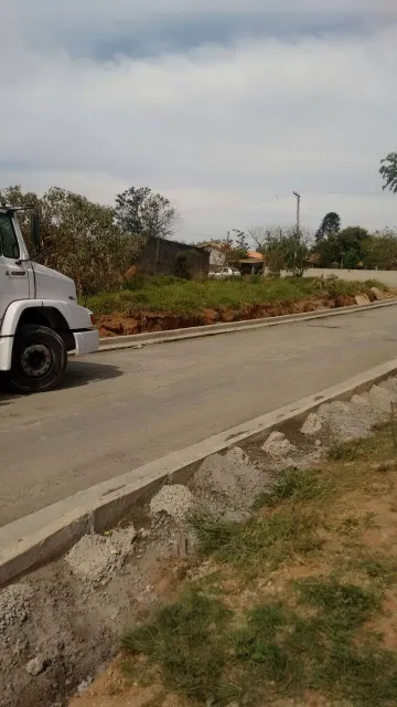 imagem 1 - LINDA ÁREA... FOI DESMEMBRADA, MAS PODE UNIFICAR... EXCELENTE INVESTIMENTO imagem 1 - LINDA ÁREA... FOI DESMEMBRADA, MAS PODE UNIFICAR... EXCELENTE INVESTIMENTO