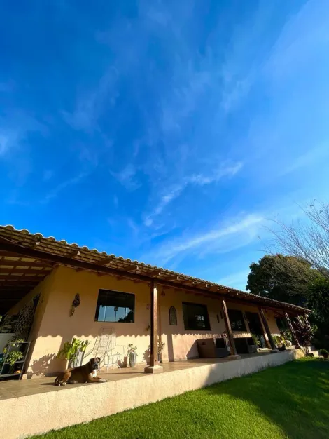 imagem 2 - "Refúgio Sereno: Sítio com Casas, Piscina, Lago e Vista Deslumbrante!" imagem 2 - "Refúgio Sereno: Sítio com Casas, Piscina, Lago e Vista Deslumbrante!"