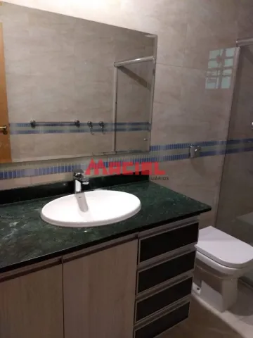 imagem 5 - LINDA CASA EM CAÇAPAVA CONDOMINIO IPUÃ, COM PISTA PARA PLANADORES E AVIÃO, 2 SUITES, 2 VARANDAS GRANDES, EM CONDOMINIO FECHADO COM MUITAS ARVORES imagem 5 - LINDA CASA EM CAÇAPAVA CONDOMINIO IPUÃ, COM PISTA PARA PLANADORES E AVIÃO, 2 SUITES, 2 VARANDAS GRANDES, EM CONDOMINIO FECHADO COM MUITAS ARVORES