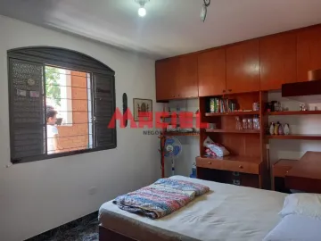 imagem 5 - CASA COMERCIAL AO LADO DO SHOPPING CENTER VALE, TRÊS PAVIMENTOS, VARANDA, 03 SUITES, 04 DORMITORIOS, 03 VAGAS GARAGEM AMPLAS, ZONEAMENTO MISTO imagem 5 - CASA COMERCIAL AO LADO DO SHOPPING CENTER VALE, TRÊS PAVIMENTOS, VARANDA, 03 SUITES, 04 DORMITORIOS, 03 VAGAS GARAGEM AMPLAS, ZONEAMENTO MISTO