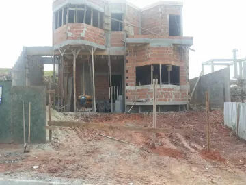 imagem 3 - Casa Espaçosa em Condomínio Fechado no Loteamento Verana com 3 Dormitórios e 3 Vagas - Conforto e Segurança em São José dos Campos imagem 3 - Casa Espaçosa em Condomínio Fechado no Loteamento Verana com 3 Dormitórios e 3 Vagas - Conforto e Segurança em São José dos Campos