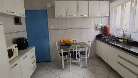 Alugar Apartamento / Padrão em São José dos Campos. apenas R$ 340.000,00