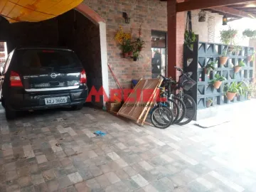 imagem 1 - CASA SALAS AMPLAS - NOS FUNDOS TEM 1 DORMITÓRIO - FORNO A LENHA imagem 1 - CASA SALAS AMPLAS - NOS FUNDOS TEM 1 DORMITÓRIO - FORNO A LENHA